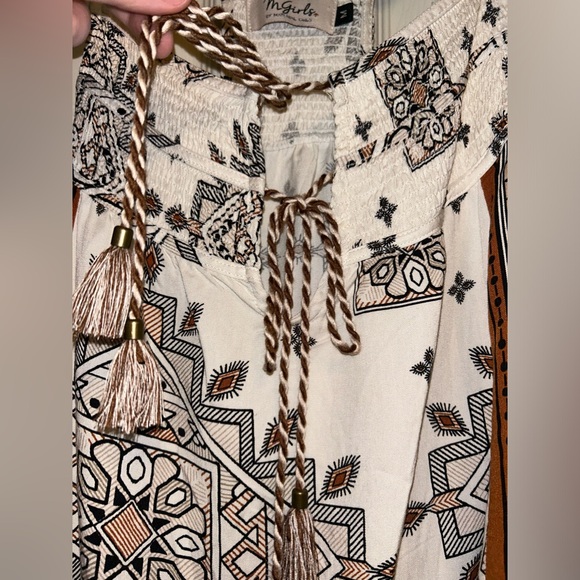 M Girls by Material Girls Sleeveless Boho Top - Picture 4 of 12